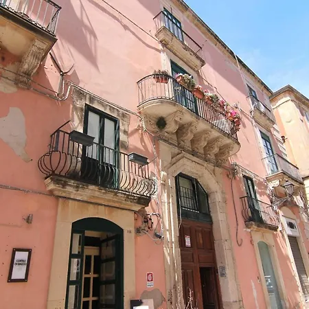 Casa Al Teatro